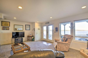 Waterfront PNW Escape with Deck and Beach Access!